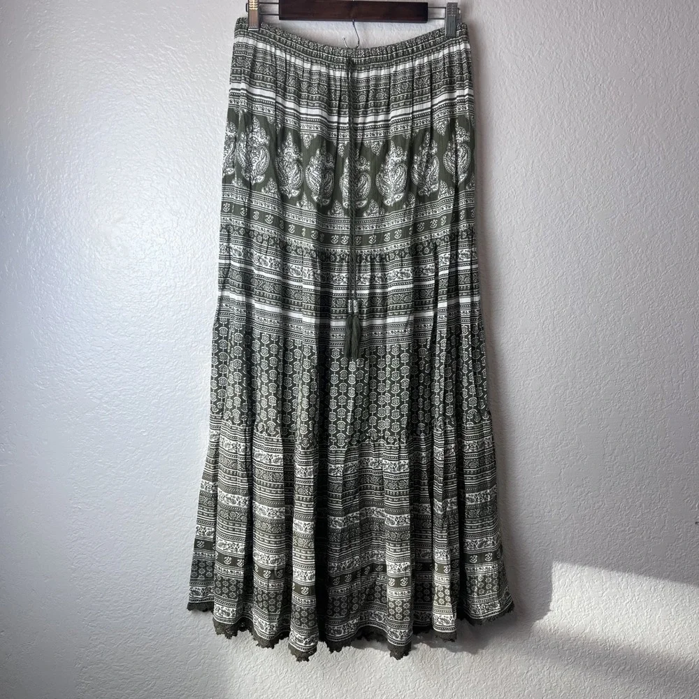 Y2K Maxi Skirt Womens Medium Green White Paisley Boho Rayon Hippie Festival Folk